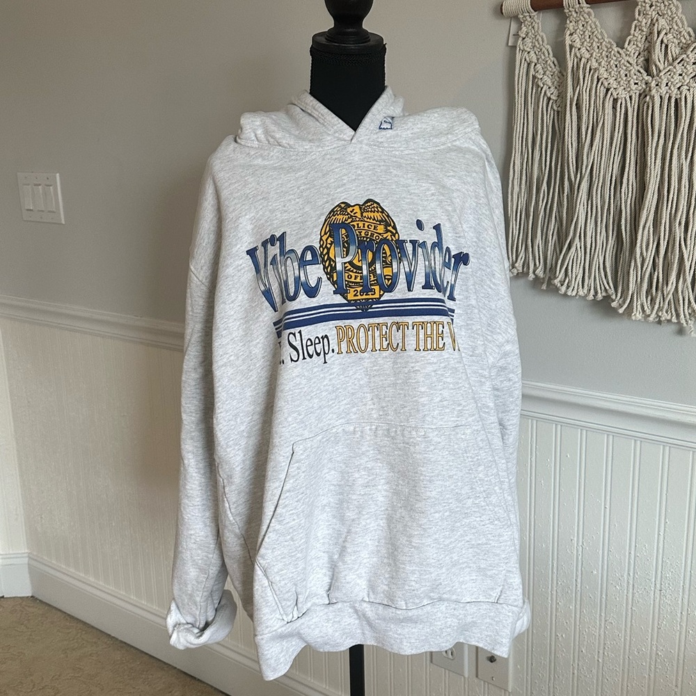 Vibe Provider Hoodie - Heather Grey